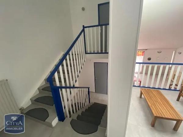 Appartement à louer 4 pièces 104.31m² Poitiers (86000)