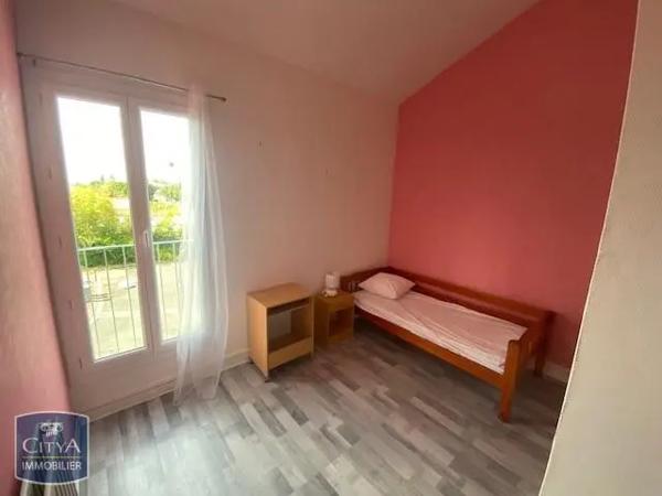 Appartement à louer 4 pièces 104.31m² Poitiers (86000)