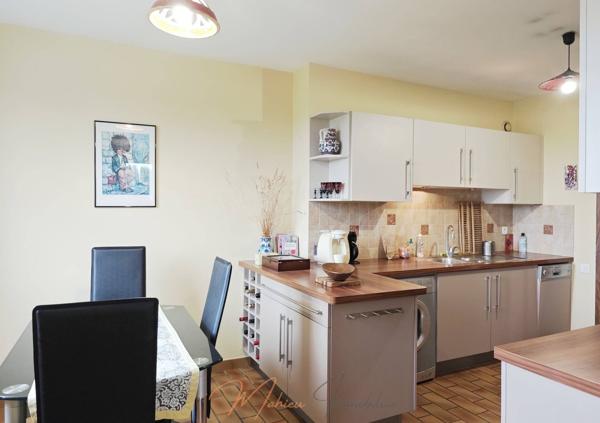 Appartement 4 pièces 97m² à vendre à Prévessin-Moëns 01280