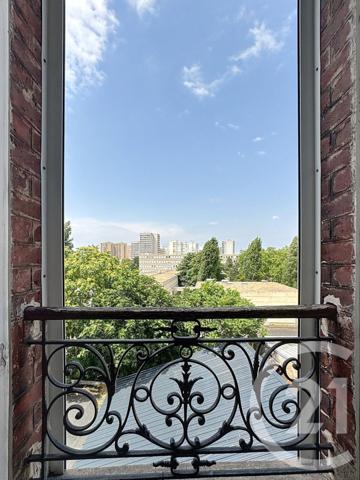 Appartement F3 à vendre  3 pièces - 65 m2 ST DENIS - 93