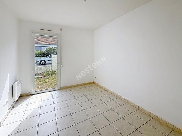 Nantes Bout des pavés - Exclusivité ! En vente, maison d'architecte de 2005, plain pied 2 chambres, garage, jardin clos. A deux pas des petits commerces et du Tram.