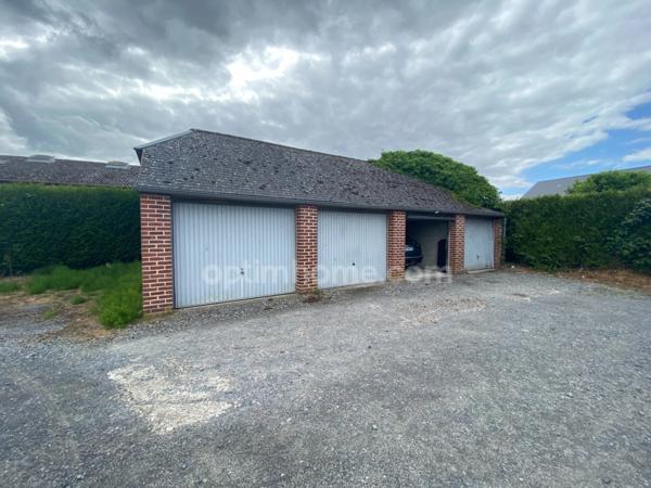 vente d un ensemble immobilièr de 4 maisons et 1 appartement louer 15 pièces Proche de VERVINS (02)