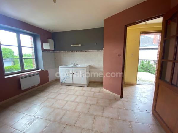 vente d un ensemble immobilièr de 4 maisons et 1 appartement louer 15 pièces Proche de VERVINS (02)