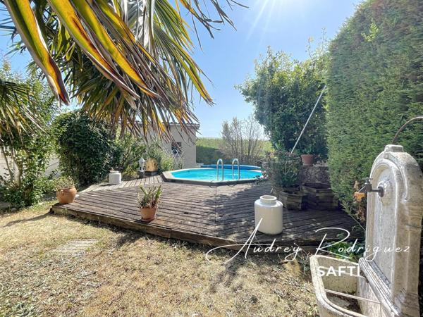 Maison de caractère en pierre avec dépendances