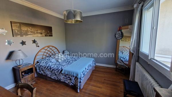 Maison 5 chambres 1000 m2 de terrain MERIGNAC Capeyron