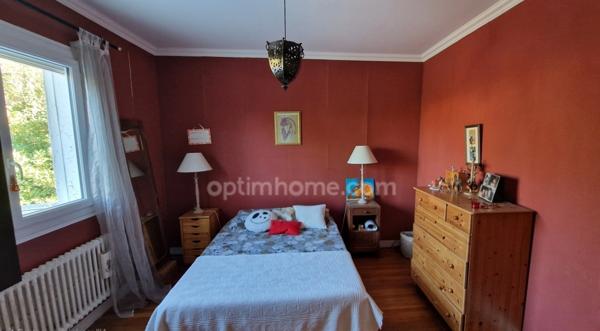 Maison 5 chambres 1000 m2 de terrain MERIGNAC Capeyron