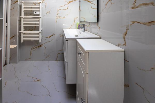 Villa avec vue dégagée – Charme et élégance au rendez-vous