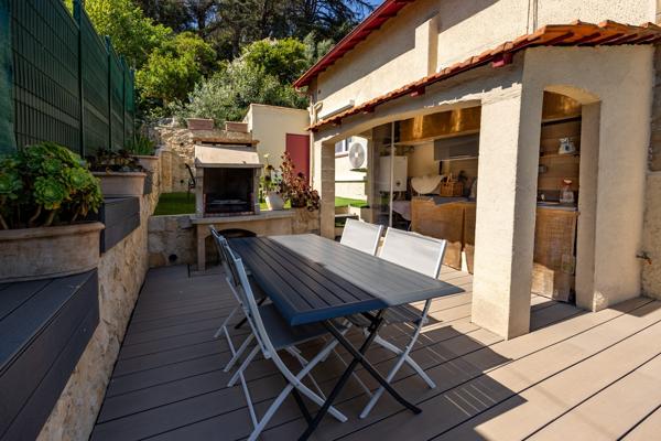 Villa avec vue dégagée – Charme et élégance au rendez-vous
