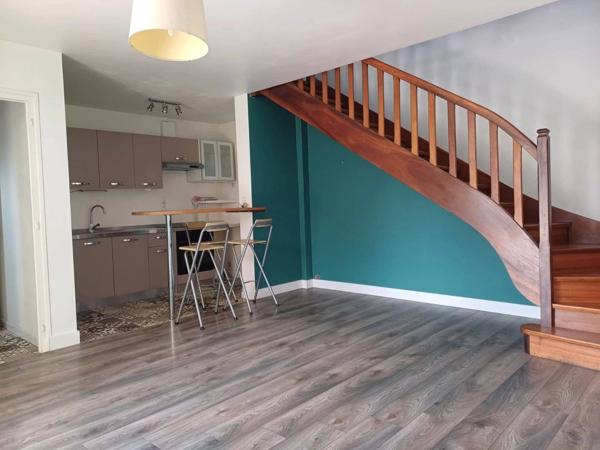 maison individuelle, 3 chambres jardin et garage