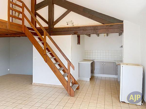 Appartement à vendre Lesparre Medoc - 3 pièces, 67m² avec 2 chambre(s) à 77 000€ - AJP Lesparre Immobilier