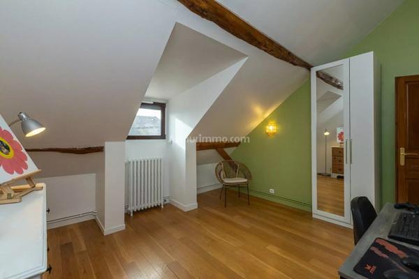 Vente Maison 9 pièces 237 m2 à Morestel