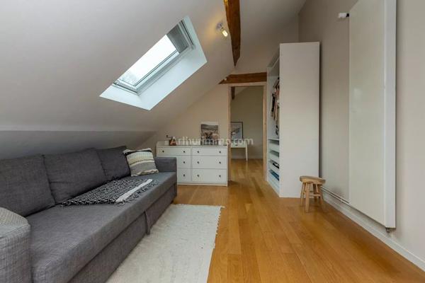 Vente Maison 9 pièces 237 m2 à Morestel