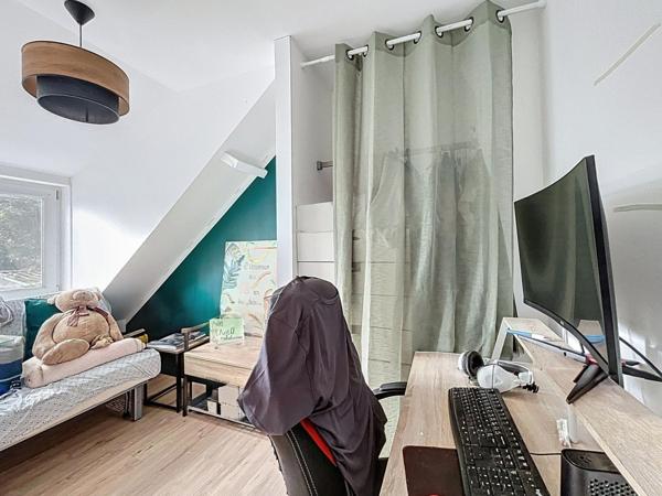 Maison de 85 m2, 2 chambres, jardin et garage