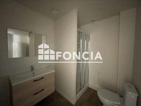 Location Appartement 2 pièces 51.5 m² - 15 RUE GREGOIRE DE TOURS Clermont-ferrand 63000