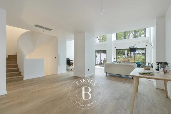 Neuilly-sur-Seine, Appartement 4 Chambres -  268 m² à vendre
