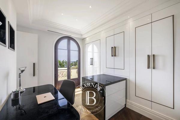 Vallauris, Villa 4 Chambres -  250 m² à vendre