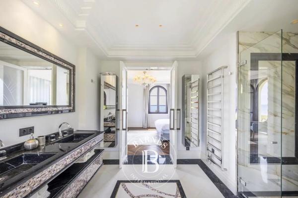 Vallauris, Villa 4 Chambres -  250 m² à vendre