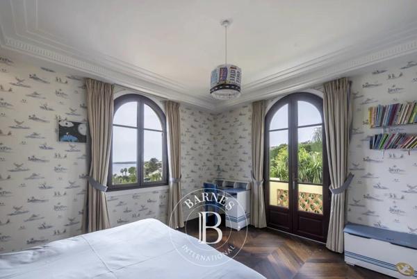 Vallauris, Villa 4 Chambres -  250 m² à vendre