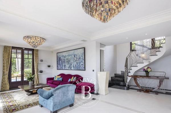 Vallauris, Villa 4 Chambres -  250 m² à vendre