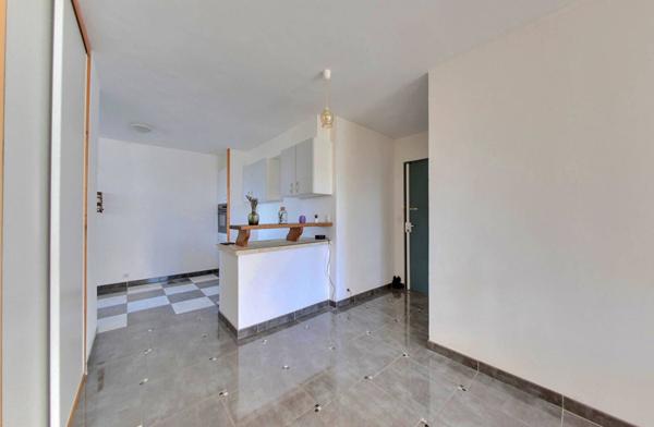 Appartement Roissy En Brie 4 pièce(s) 84.9 m2