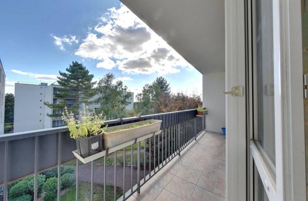 Appartement Roissy En Brie 4 pièce(s) 84.9 m2