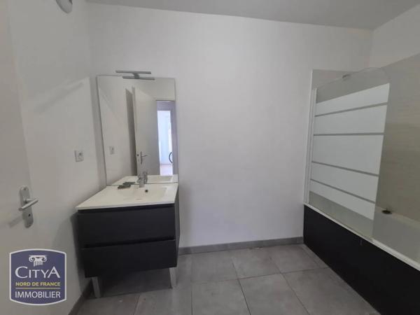 Appartement à louer 3 pièces 65.4m² Lille (59160)