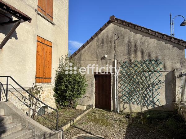 Maison
         6 pièces
        - 102 m² Exclusivité 239 000 € *