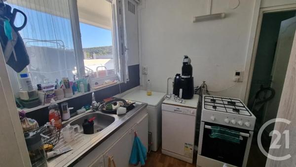 Appartement T4 à vendre  4 pièces - 74,78 m 2   CAUDEBEC LES ELBEUF  - 76