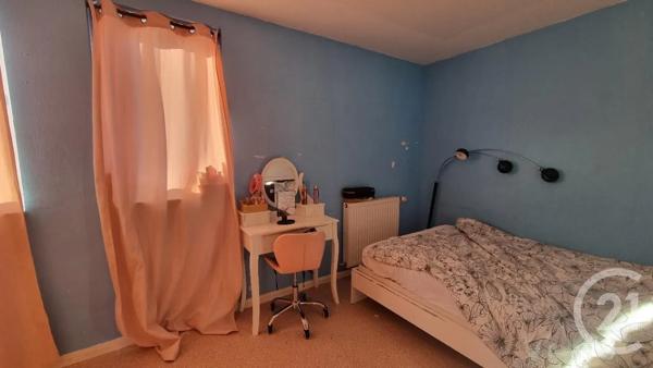 Appartement T4 à vendre  4 pièces - 74,78 m 2   CAUDEBEC LES ELBEUF  - 76