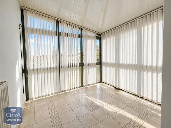 Maison à louer 4 pièces 105m² Charnay-lès-Mâcon (71850)