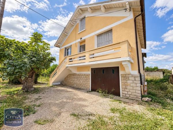 Maison à louer 4 pièces 105m² Charnay-lès-Mâcon (71850)