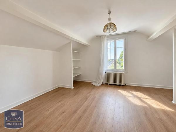 Maison à louer 4 pièces 105m² Charnay-lès-Mâcon (71850)