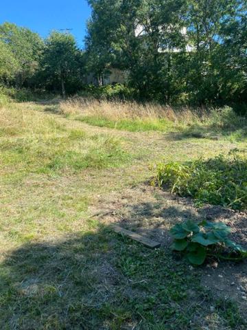 Terrain constructible 1294 m2