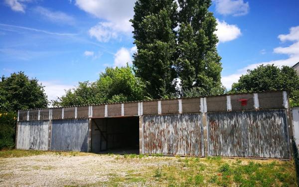 Stationnement à louer