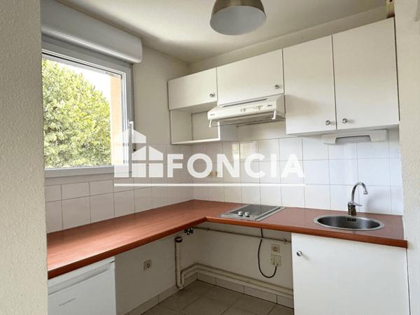 Location Appartement 2 pièces 44.17 m² - RUE TOLSTOI Agen 47000