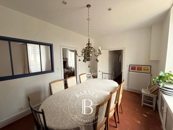 Bourges, Maison de ville 4 Chambres -  174 m² à vendre