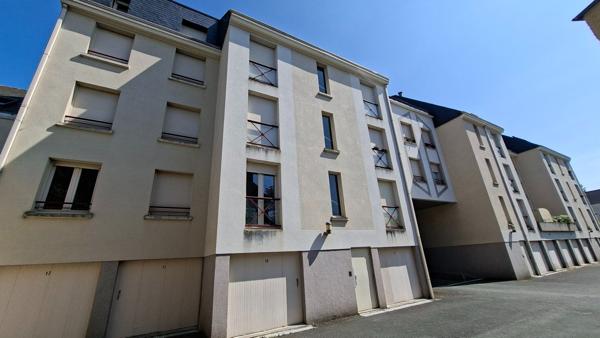 Appartement traversant avec ascenseur - Dernier étage - Angers (Saint-Lazare / Place Bichon)
