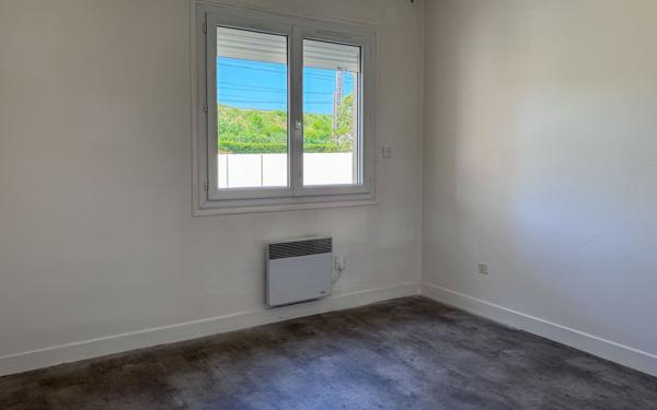 Maison à vendre    4 pièces • 94 m2 Saint-Vincent-de-Tyrosse