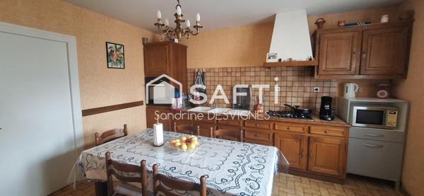 Immeuble 160 m2 hab, dépendances et terrain