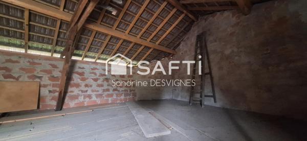 Immeuble 160 m2 hab, dépendances et terrain