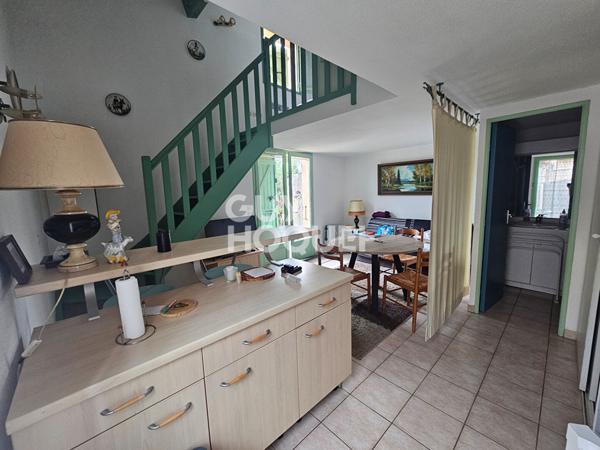 Charmante Maison à Vendre à Sainte-Marie la Mer - Opportunité à Saisir !