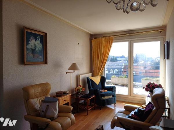 À VENDRE à NANTES  – Spacieux Appt T5 avec Terrasses avec 3 garages "vue dégagée sur l'Erdre" 