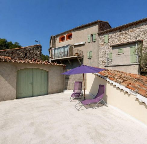 Saint-Brès (30500) Très jolie maison de village