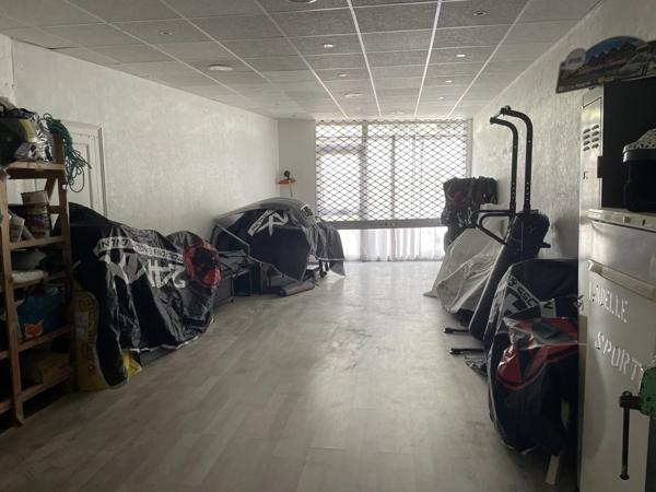 Aveyron, maison de deux appartements