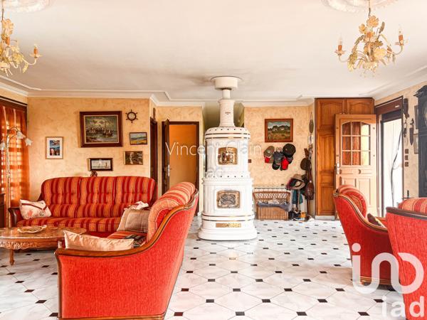 Maison à vendre 6 pièces 175 m² Fontaine-Chalendray