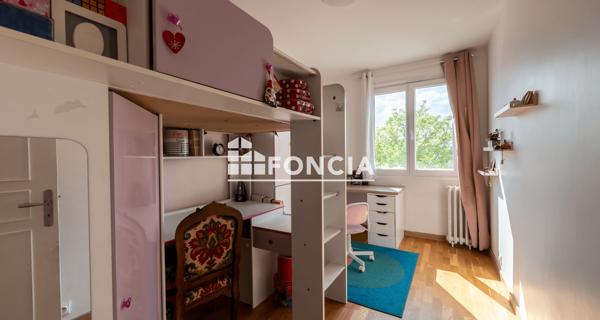À vendre Appartement 4 pièces 64 m² - Rueil-malmaison 92500
