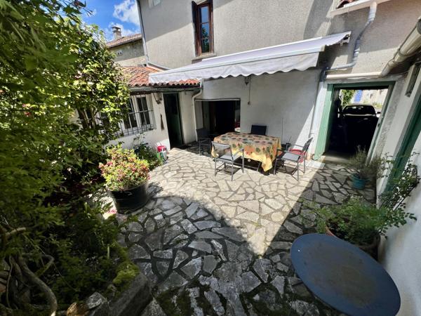Maison à vendre à Bussière-Badil (24360) - Dordogne