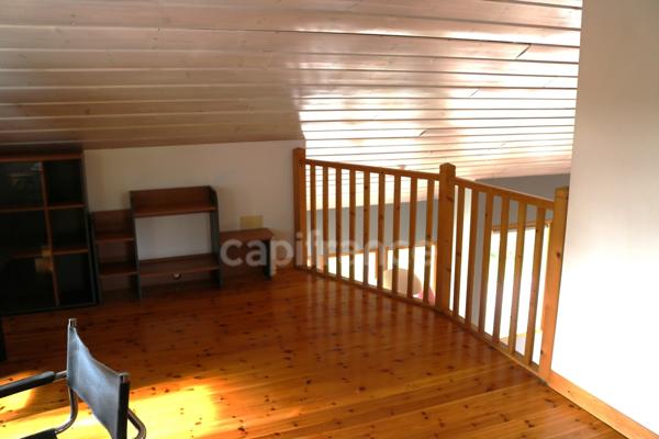 Maison à vendre 7 pièces QUIMPER (29) Ossature bois, panneaux solaires sur 12530 m2 de terrain