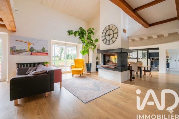 Maison à vendre 6 pièces 240 m² Couëron