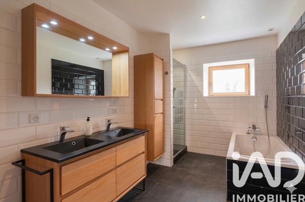 Maison à vendre 6 pièces 240 m² Couëron